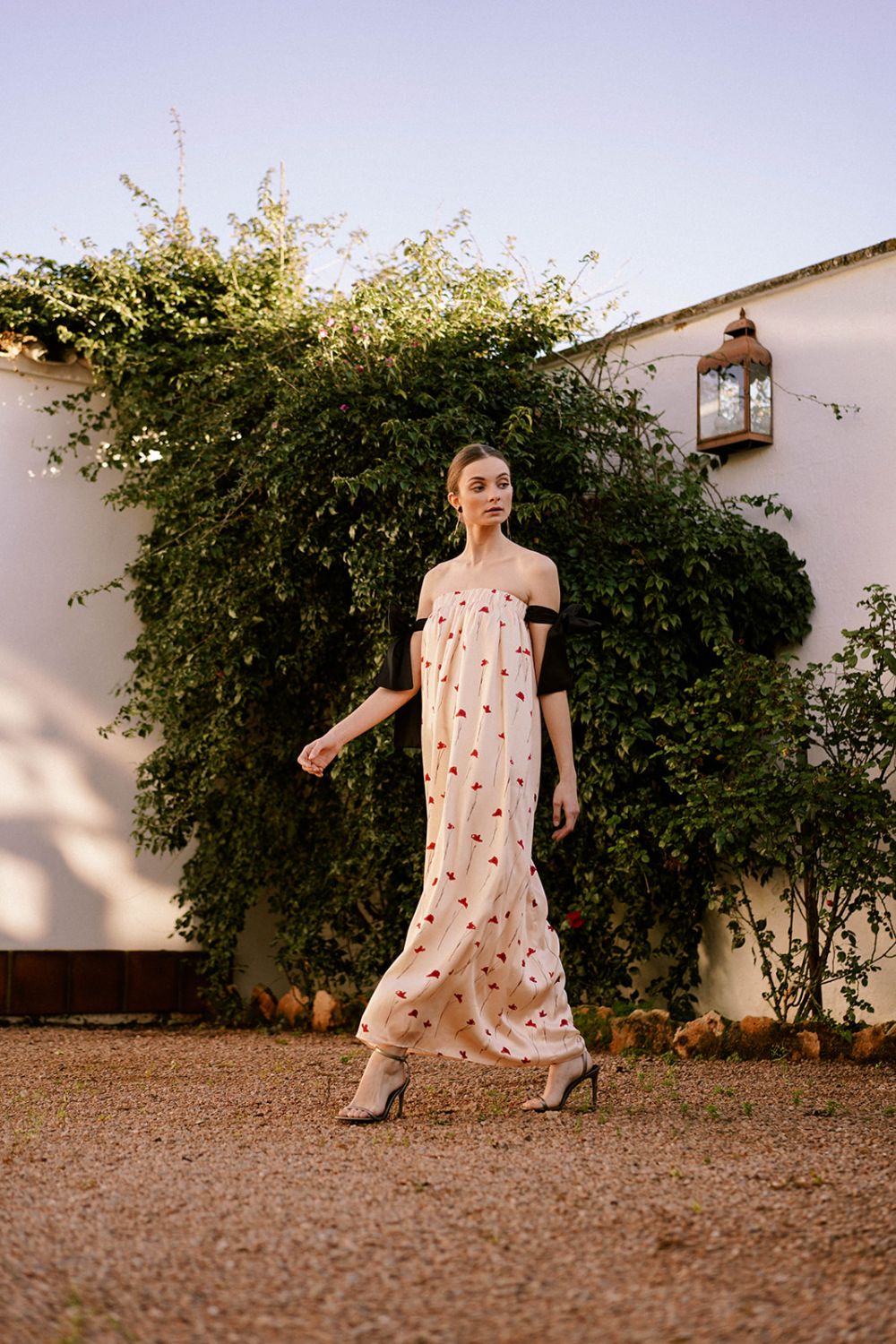 Vestido Deva Lazos Negros