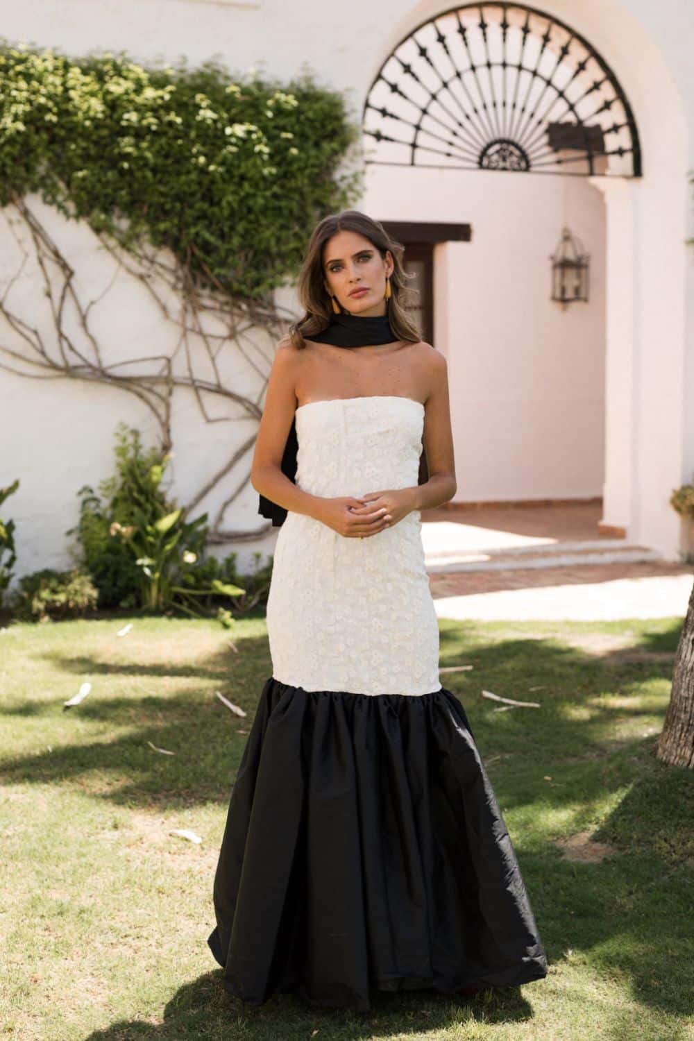 Vestido Ostuni Crudo y Negro